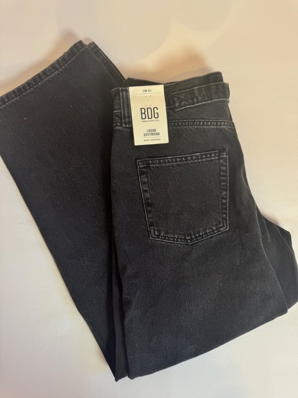 NWT BDG Logan Boyfriend Loose Mid-rise Jeans Sz 27 by 32 - Picture 7 of 8
